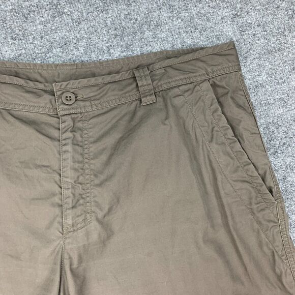 The North Face Khaki Shorts Mens XL Brown Cotton Flat Front Outdoor 3 Pockets - Picture 5 of 14